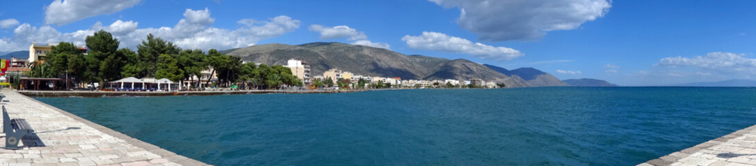 Fototapeta na wymiar Grèce, port de Itéa 