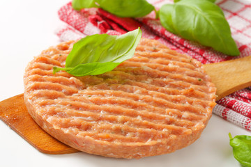 Raw minced meat patty