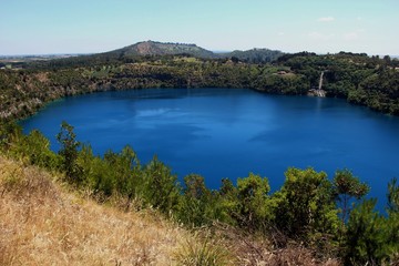 Fototapeta na wymiar Blue lake, Mont Gambier, Australie Du Sud