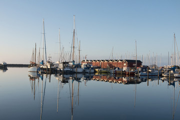 Fototapeta na wymiar Morning in the Harbour