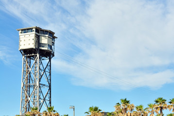 Teleférico en ciudad foto construcción ciudad