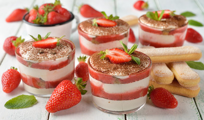 Strawberry dessert tiramisu