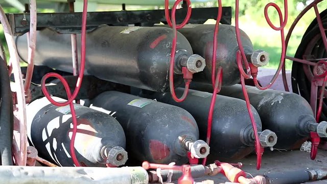 Pressure tanks, black gas cylinders