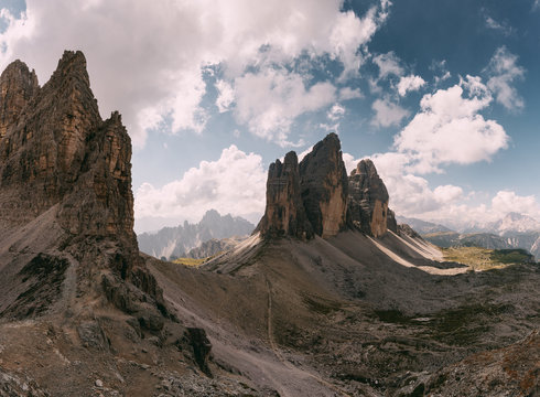 Blick vom Paternkofel Klettersteig auf die Drei Zinnen, Italien