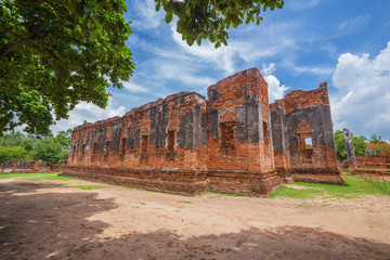 Ruins of Wat Phra Si Sanphet in Ayutthaya historical park, Thailand