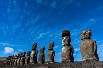 イースター島のモアイ像