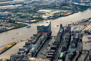 Fototapeta premium Hamburg Panorama fome above