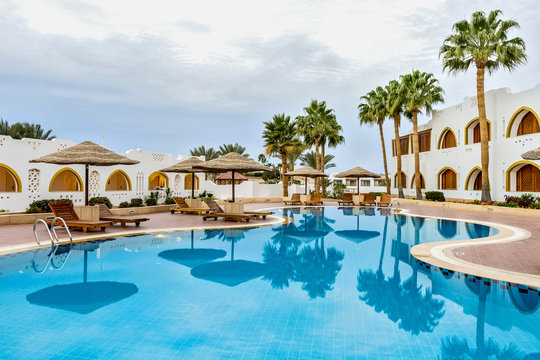 Evening entertainment, entertainment program for tourists, the hotel "Domina Coral Bay".