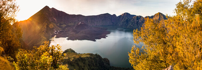 Panoramic view of the caldera volcano Rinjani at dawn © everigenia