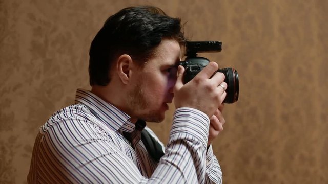 Photographer work with model indoor.