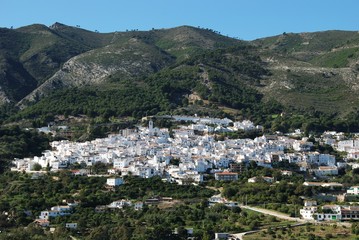Fototapeta na wymiar View of the white village in the Spanish countryside, Casarabonela, Spain.
