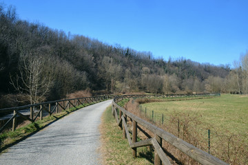 Fototapeta na wymiar Olona valley (Italy), bicycle path