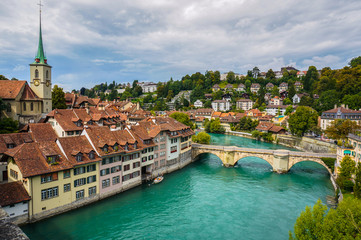 The bridge cross the Aare which flow through the city of Bern, Switzerland. - obrazy, fototapety, plakaty