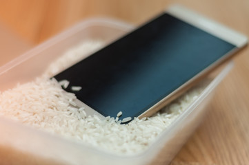 Cell phone in the rice after water damage