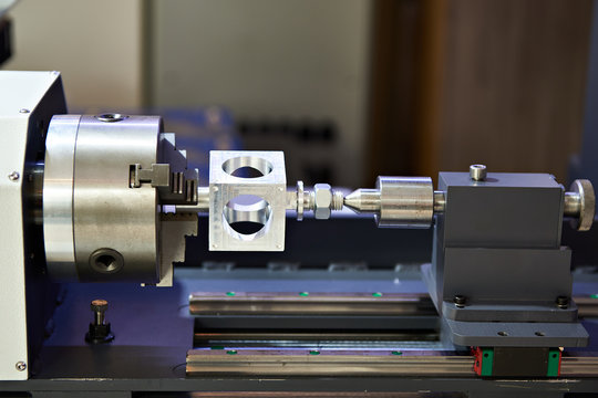 Processing Of Aluminum Metal On Lathe