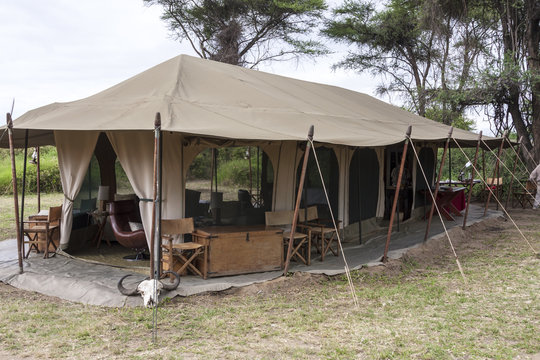 Fototapeta African  safari tent near the river  - Tanzania Africa 