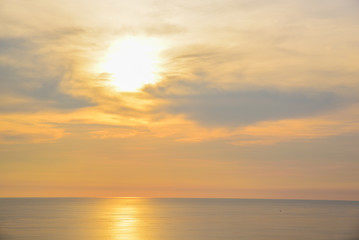 Naklejka na ściany i meble Beautiful sunset over the ocean.