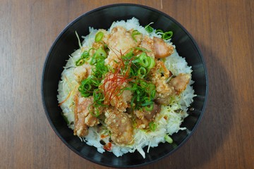唐揚げ丼