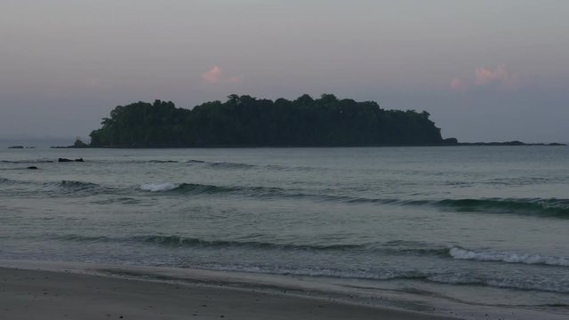 Ngwe Saung, beach at the Bay of Bengal