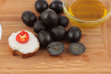Fresh vegetables on the shredder
