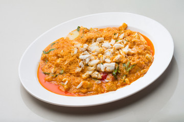 Stir fried crab meat with curry powder