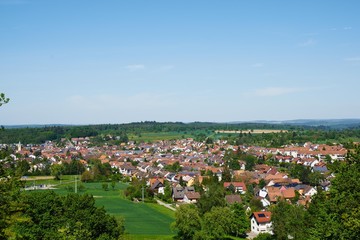 Ausblick von der St.Barbarakapelle auf Karlsbad