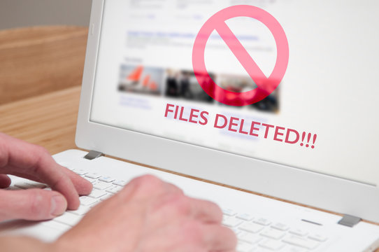 deleted files icon on a laptop computer screen