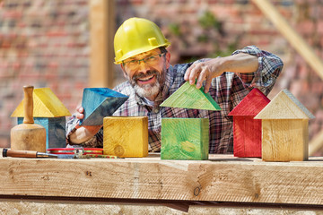 Building Houses with Wood, Creativity