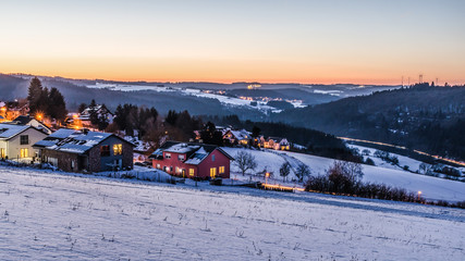 Winterliche Abendstimmung in Taunusstein-Seitzenhahn