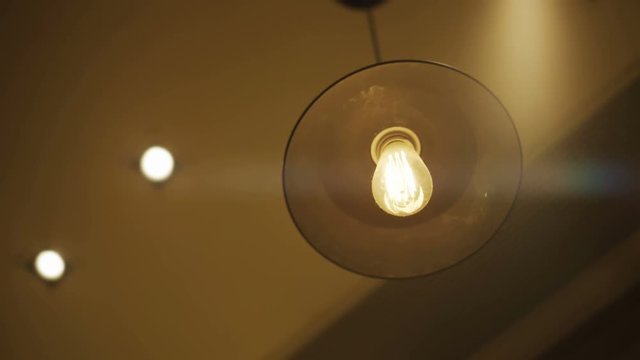 Retro Light Bulb Lighting Series
Traditional classic ceiling light bulb lighting for video opening or closing background.

