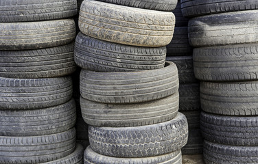 Old tires © esebene