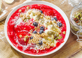 Breakfast berry smoothie bowl