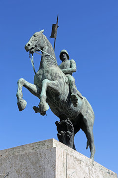 Reiterstatue am Mühlburger Tor