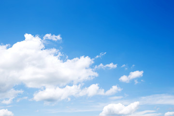 clouds in the blue sky