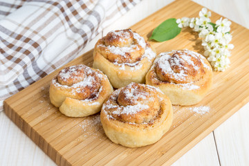 Image with rolls