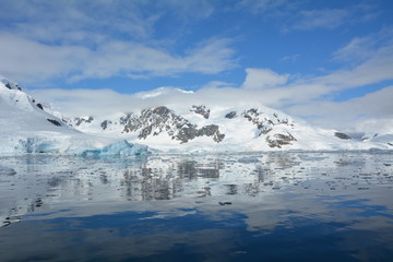 南極 - 153885541