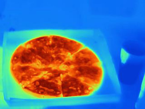Thermal image of pizza in box