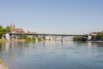 Basel, Stadt, Altstadt, Basel-Stadt, Rhein, Rheinufer, Wettsteinbrücke, Münster, Kirche, Grossbasel, Kleinbasel, Sommer, Frühling, Schweiz