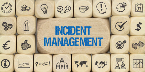 Incident Management / Würfel mit Symbole