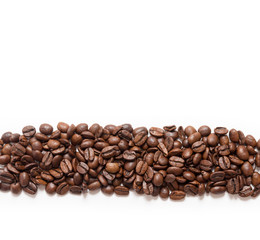 Naklejka premium Rahmen aus braunen Kaffeebohnen