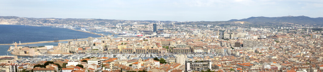 Fototapeta na wymiar Panorama of Marseille city in south of France