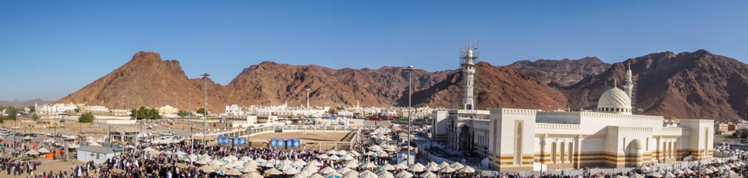 Uhud mountain is one of historical place in Islamic history.