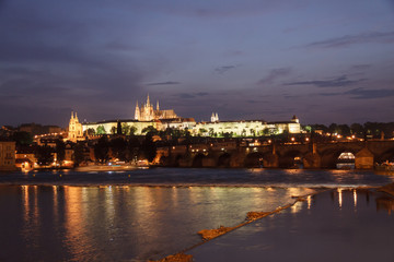 Fototapeta na wymiar Praga widok na Hradczany