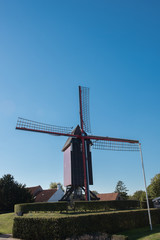 historische Windm&uuml;hle ohne Bespannung in Sluis,  Holland