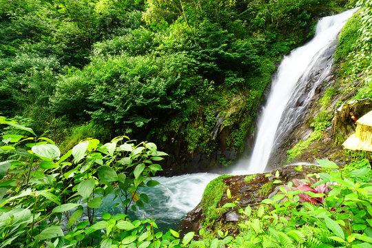 Tegenungan Waterfall. Git Git Waterfall, 