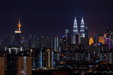 Fototapeta na wymiar KUALA LUMPUR, MALAYSIA - 24TH FEBRUARY 2017; Kuala Lumpur, the capital of Malaysia. Its modern skyline is dominated by the 451m-tall KLCC, a pair of glass-and-steel-clad skyscrapers.