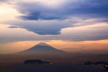 逗子市大崎公園黄昏富士山
