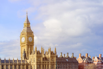 Fototapeta na wymiar Houses of Parliament and Big Ben in London UK