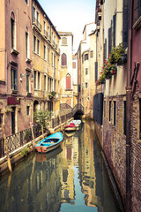 Fototapeta na wymiar Rio de San Maurizio, one of the many small canals in Venice used