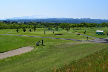 新緑のゴルフ場
